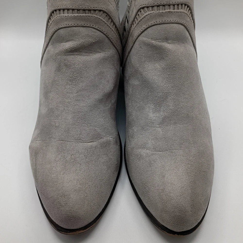 Journee Collection Jeni Gray Faux Suede Ankle Boots Size 11 - Picture 5 of 9